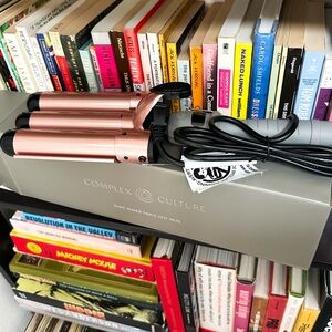 COMPLEX CULTURE Wave Maker Triple Hot Iron Rose Gold Hair Waver Triple Barrel